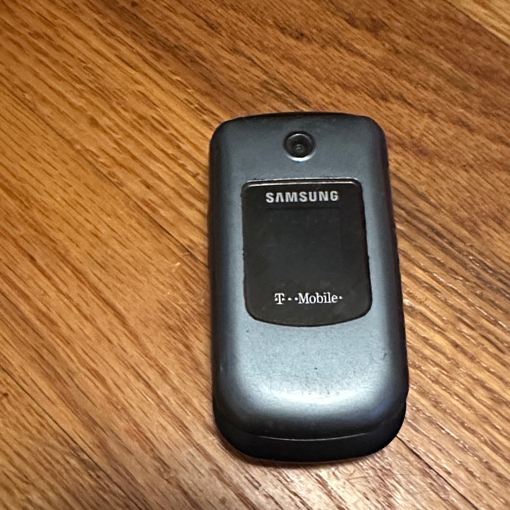 Samsung SGH-T139 - Grey and Black Rare Cellular Flip Phone